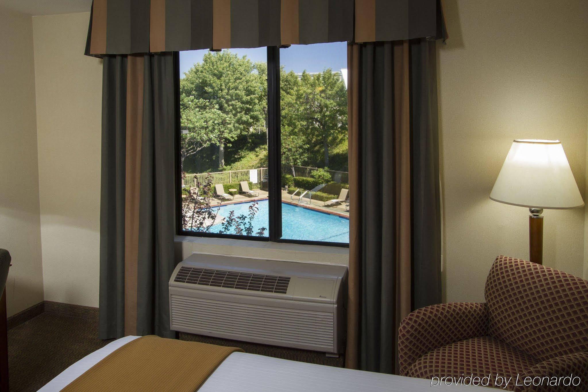 Hotel Western Valencia/six Flags & 3*