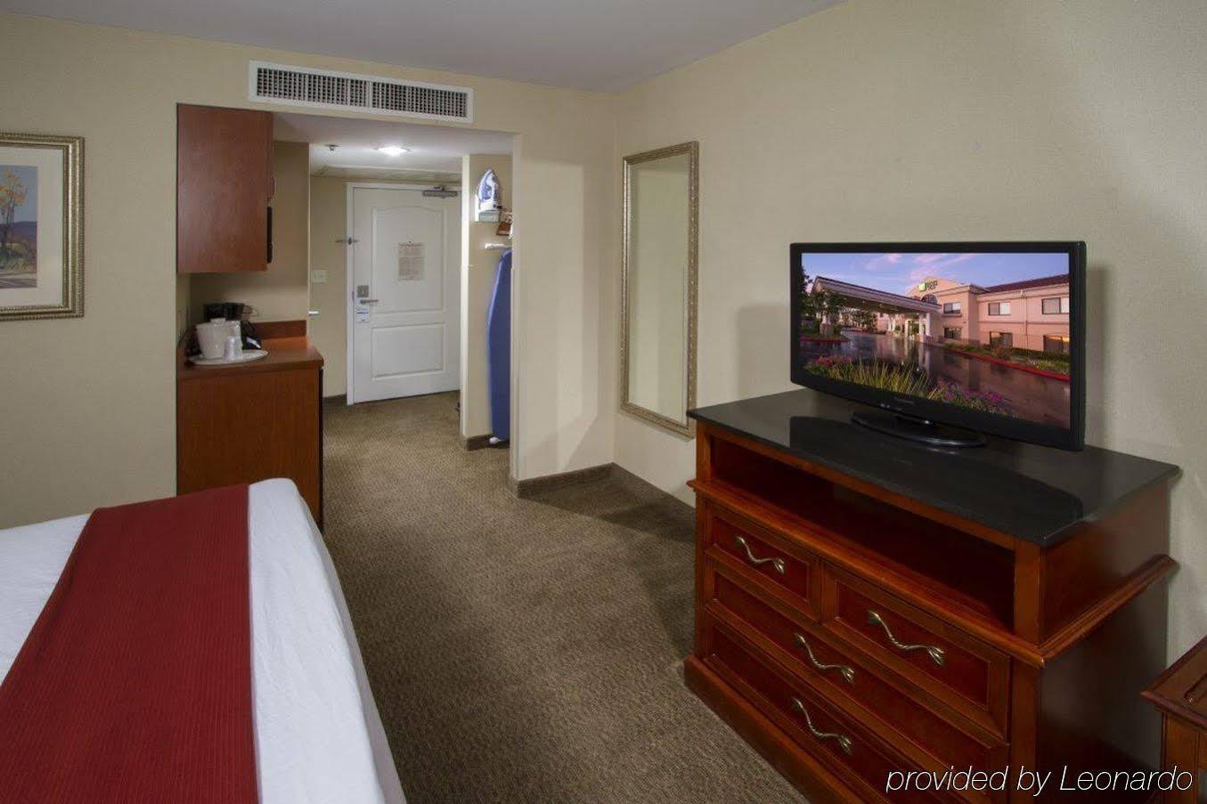 Hotel Western Valencia/six Flags &