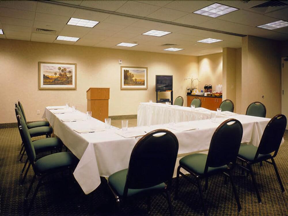 Hotel Western Valencia/six Flags & Santa Clarita