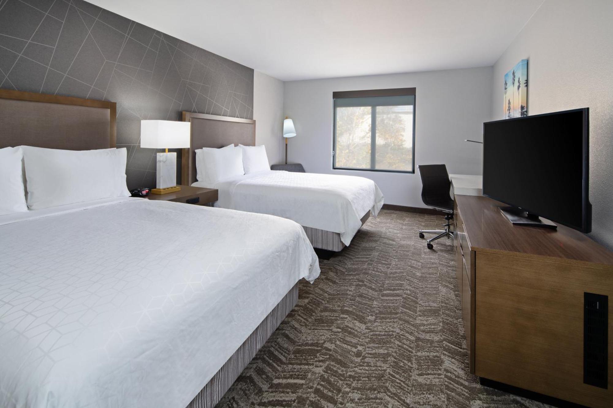 Hotel Western Valencia/six Flags &